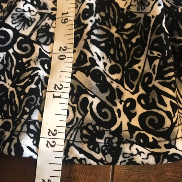 Reitmans White Gray Black pattern Elastic Waistband Midi Skirt size 11 - Picture 7 of 8